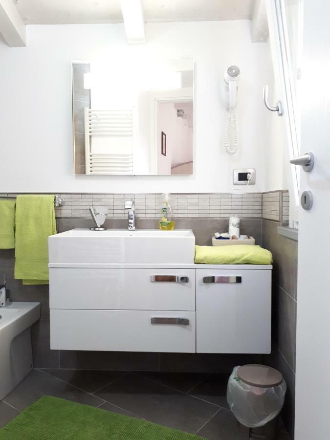 Residenza Borgo Antico Apartment Monte Isola Exterior photo